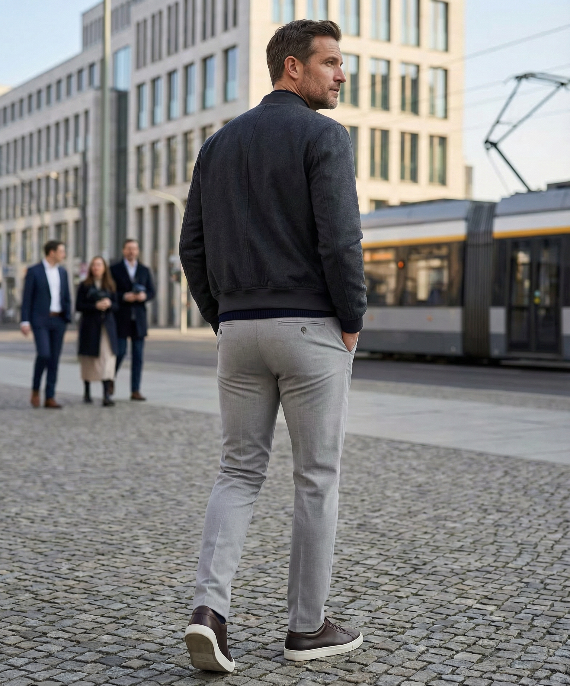 CLASSIC TAILORED PANTS